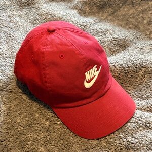 Nike Classic Red Cap